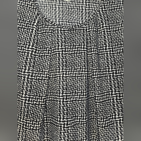 Jon & Anna Women's XL Black and White Patterned Top - Picture 2 of 11